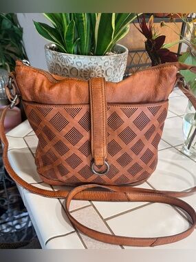 Vilenca Holland Vintage Leather Crossbody Bag - Boho Hippie Chic